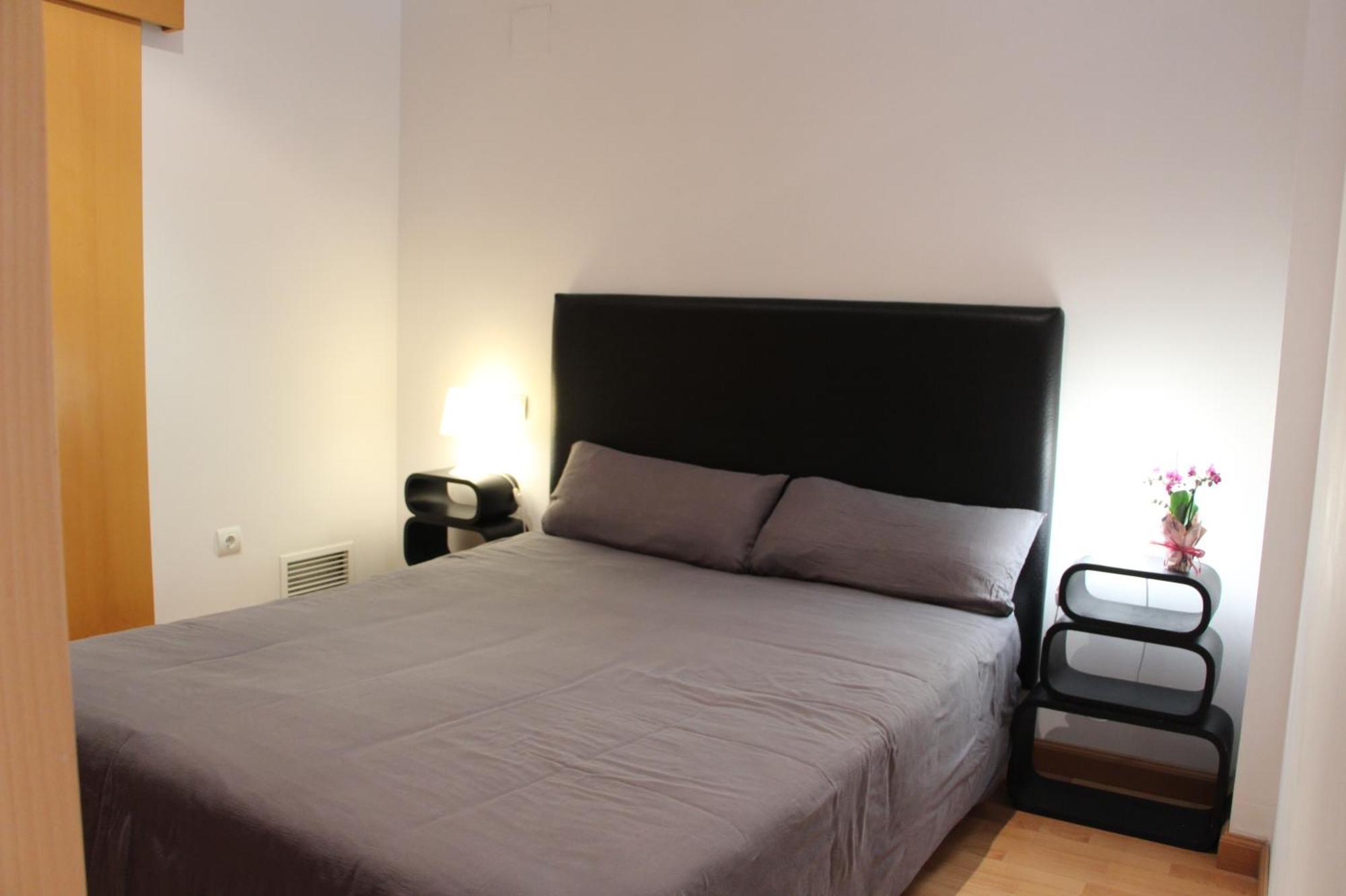 Apartamentos La Pergola Castellon Καστεγιόν δε λα Πλάνα Εξωτερικό φωτογραφία