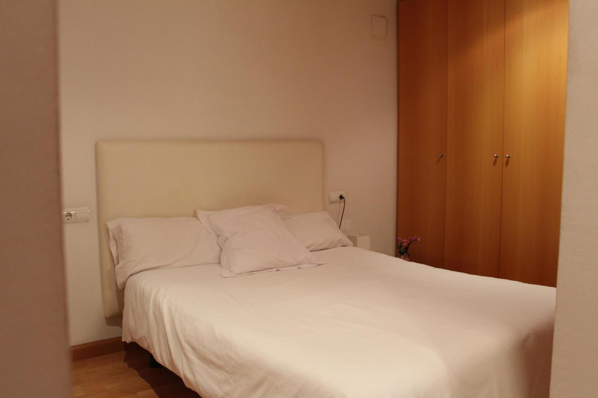 Apartamentos La Pergola Castellon Καστεγιόν δε λα Πλάνα Εξωτερικό φωτογραφία